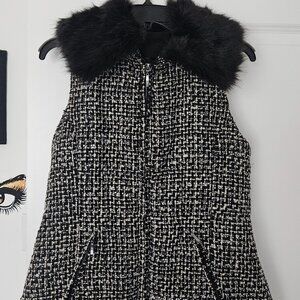 White House Black Market Vest Medium Black Wool Blend Removable Faux Fur Womens
